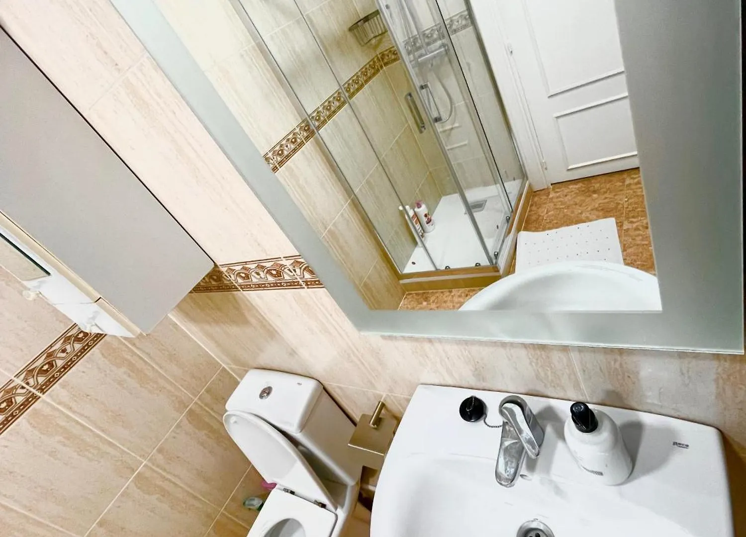 Bed & Breakfast Bed and Breakfast Ronda Sant Pere 3 Barcelona