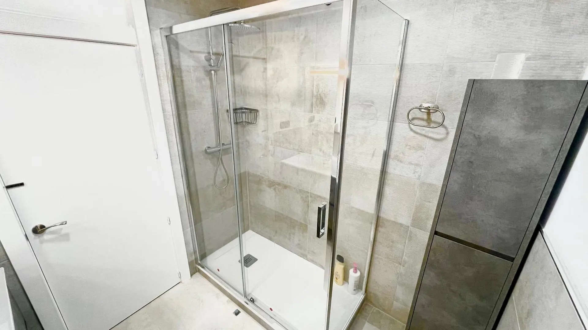 Bed and Breakfast Ronda Sant Pere 3 Barcelona 0*,  Španělsko